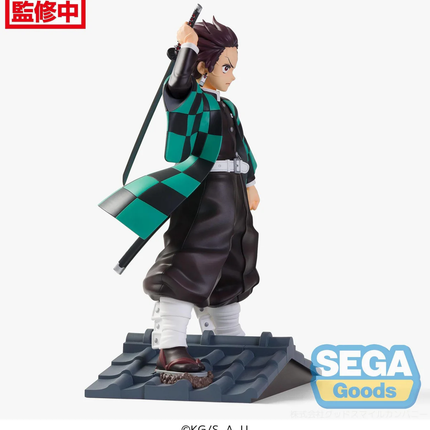 Demon Slayer – Tanjiro Kamado – Figurizm Rooftop Pose Figure  OrbiTopia