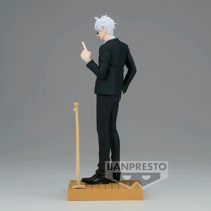 Jujutsu Kaisen – Satoru Gojo Diorama (Suit Version Special) - Banpresto | 15cm Anime Figure - OrbiTopia