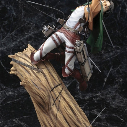 Levi Ackerman Attack on Titan Figure – Survey Corps Strike  OrbiTopia