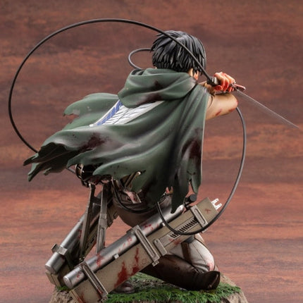 Levi Ackerman Fortitude – Attack on Titan Figure  OrbiTopia