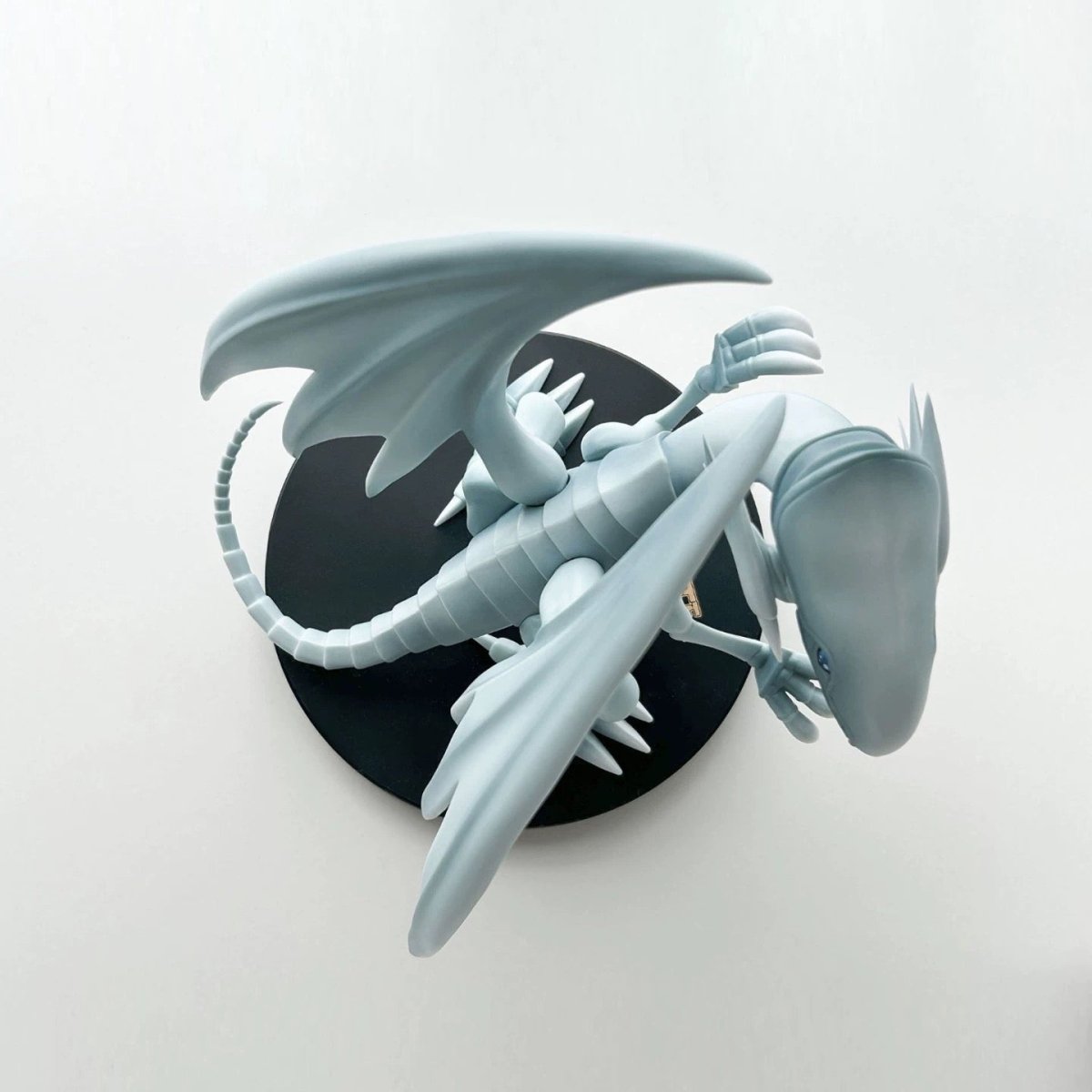 Yu - Gi - Oh! - Blue - Eyes White Dragon - Monsters Legion (Konami) - OrbiTopia